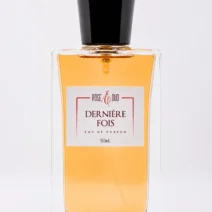 Flacon Dernière Fois 50 ml, eau de parfum mixte aux notes de pêche, rhum, vanille, bois de santal et ambre