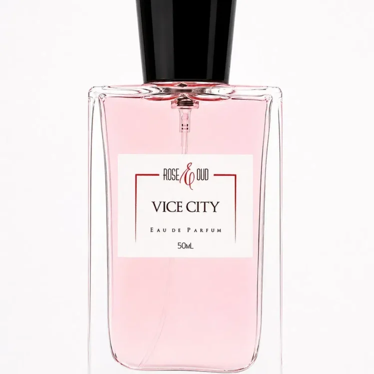 Flacon Vice City 50 ml, eau de parfum mixte aux notes d’amande amère, jasmin d’Égypte, cèdre, ambre gris et notes boisées